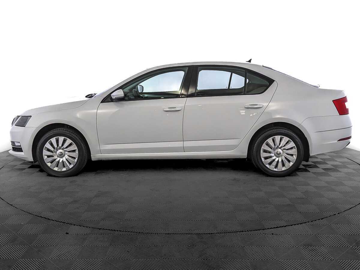 Skoda Octavia 2019 года с пробегом. Фото: #7