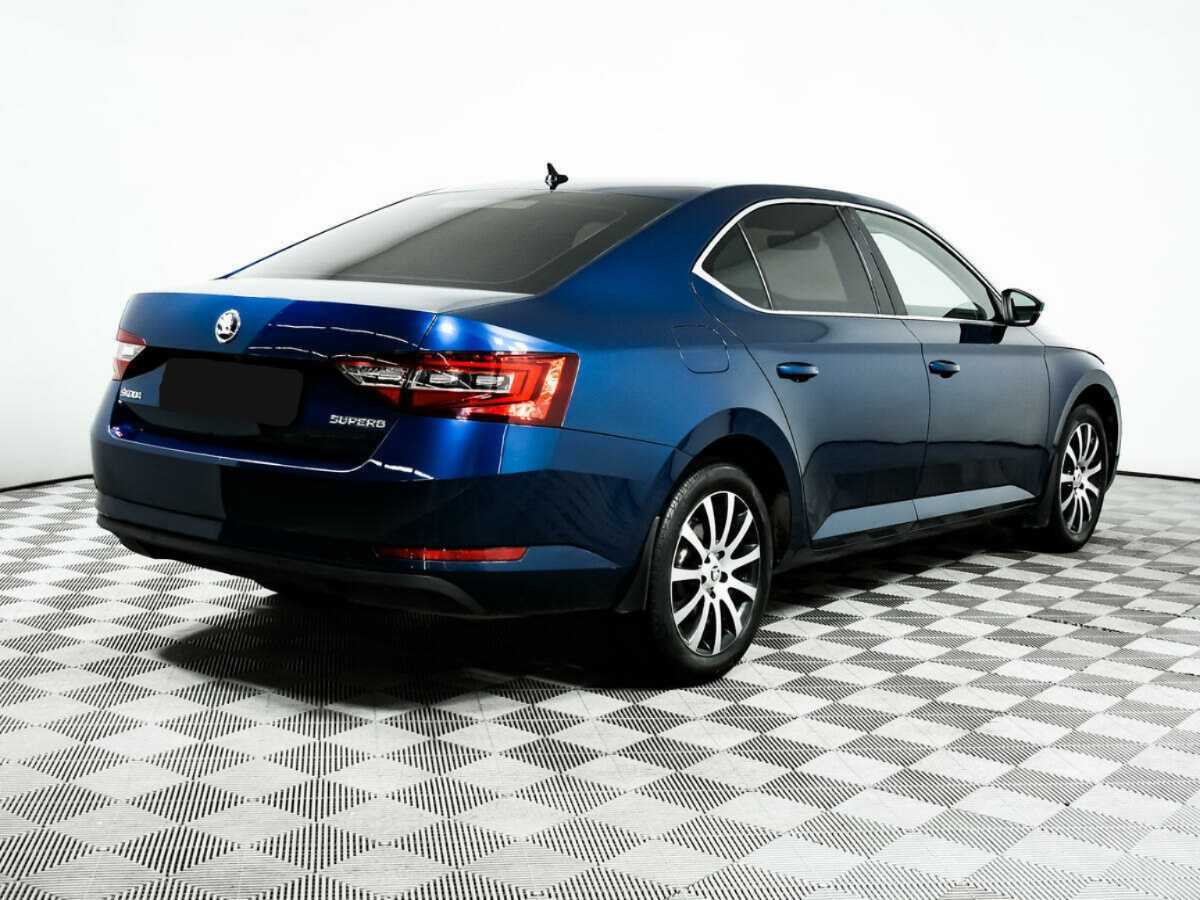 Skoda Superb 2019 года с пробегом. Фото: #4