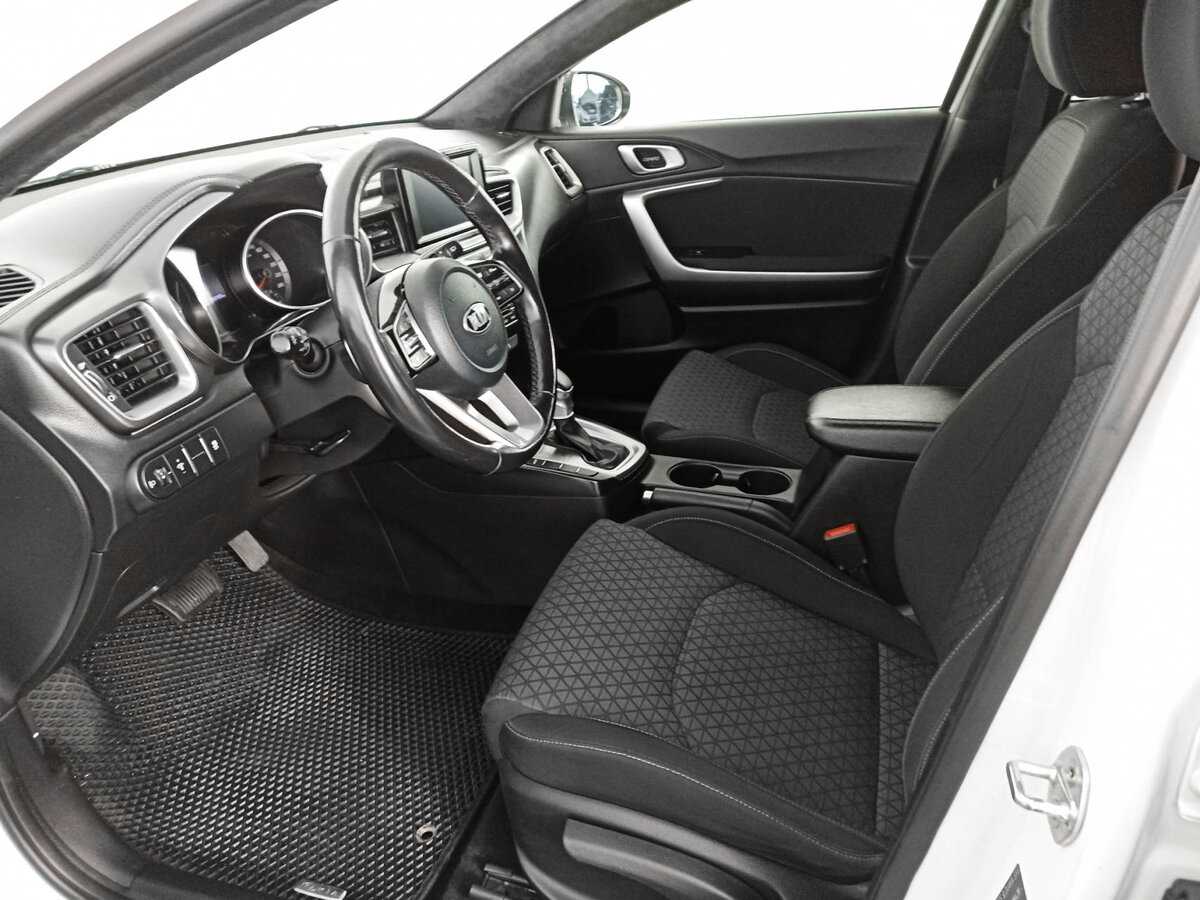 Kia Ceed 2018 года с пробегом. Фото: #13