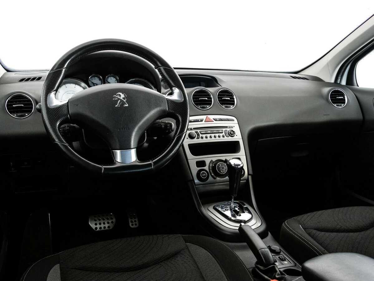 Peugeot 408 2016 года с пробегом. Фото: #8