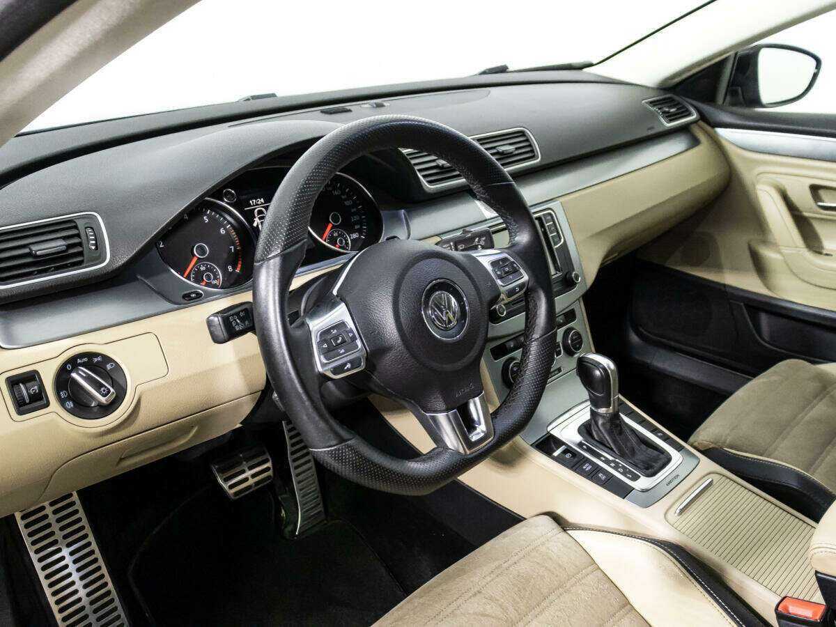 Volkswagen Passat CC 2012 года с пробегом. Фото: #10