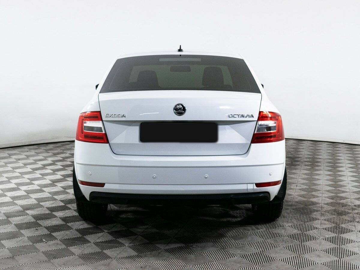 Skoda Octavia 2019 года с пробегом. Фото: #5