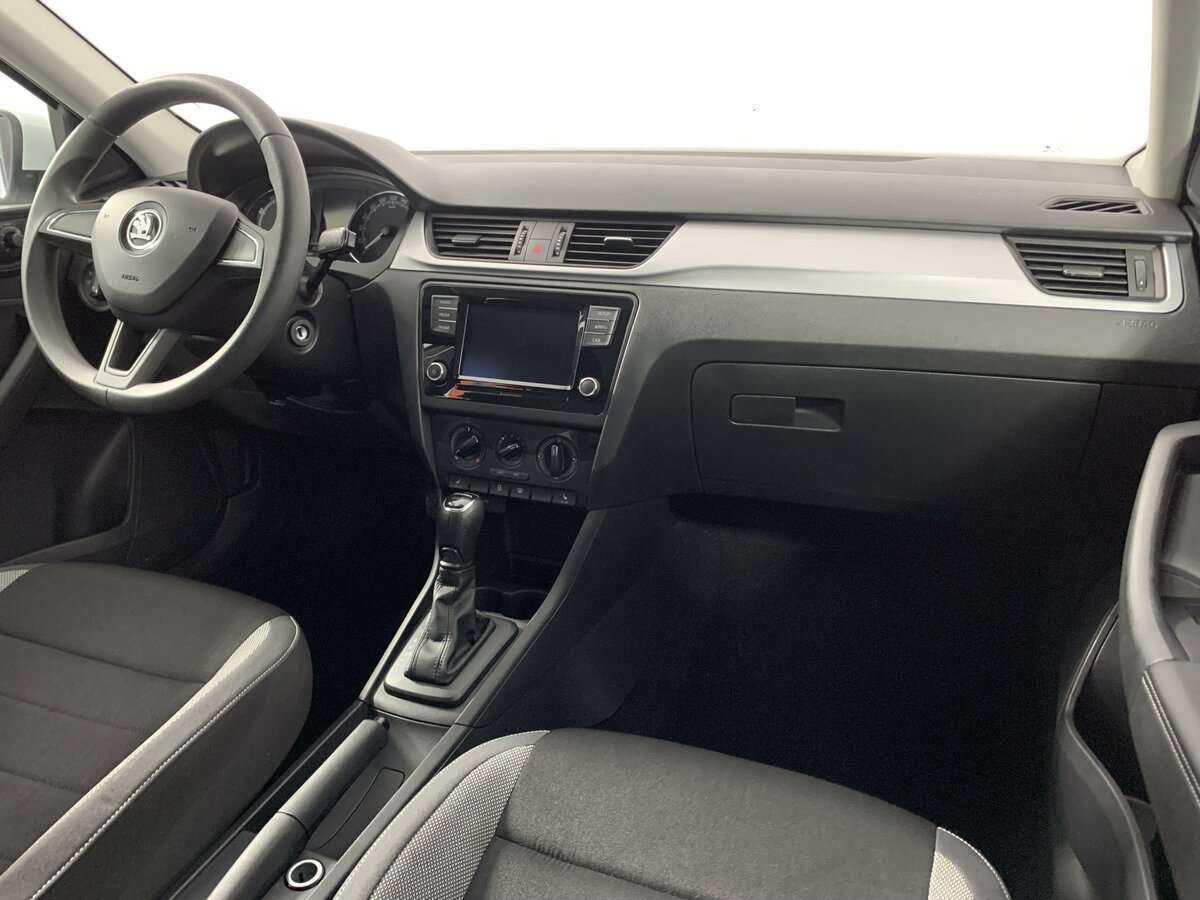 Skoda Rapid 2019 года с пробегом. Фото: #8