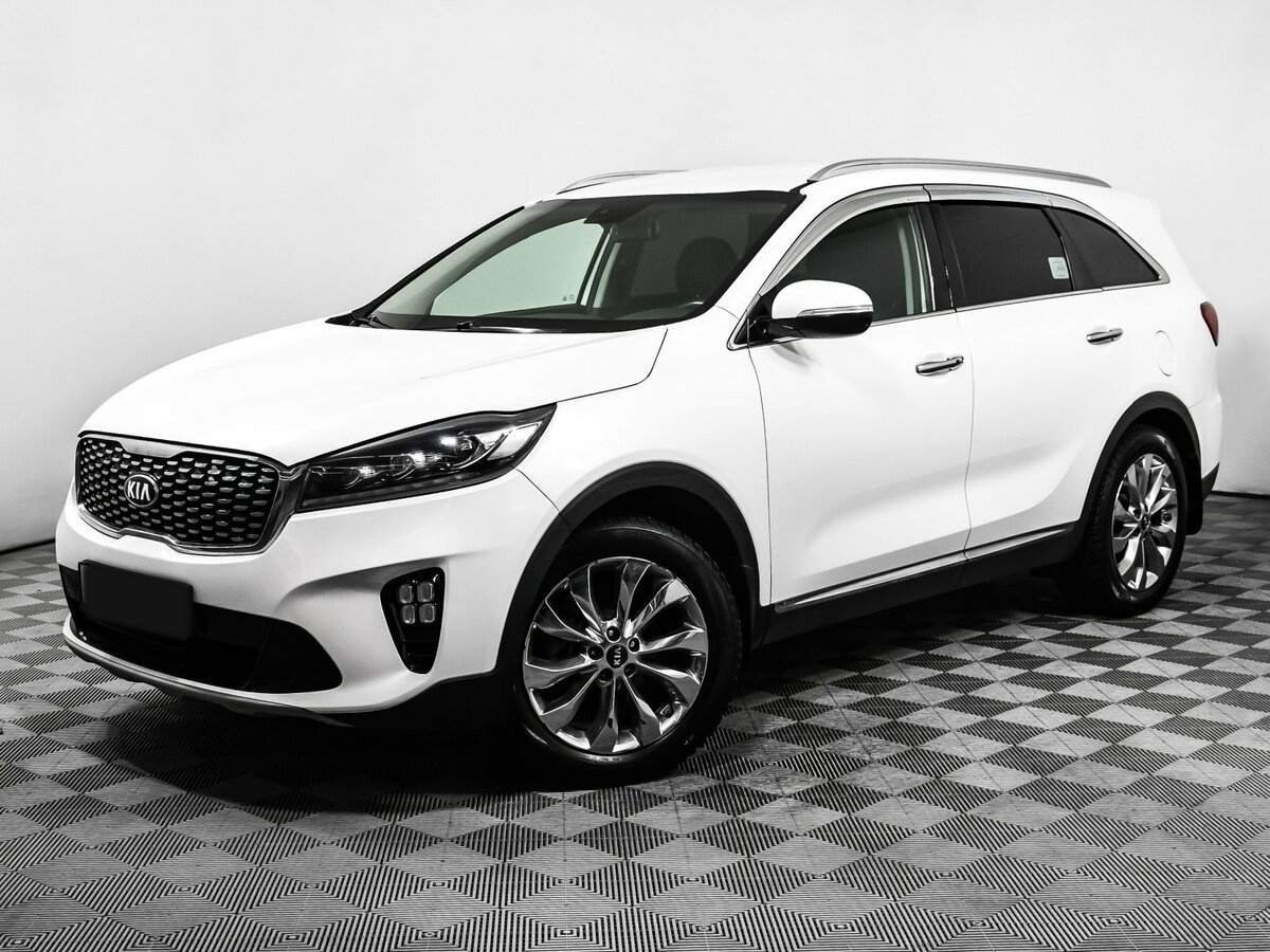 Kia Sorento 2017 года с пробегом. Посмотреть фото