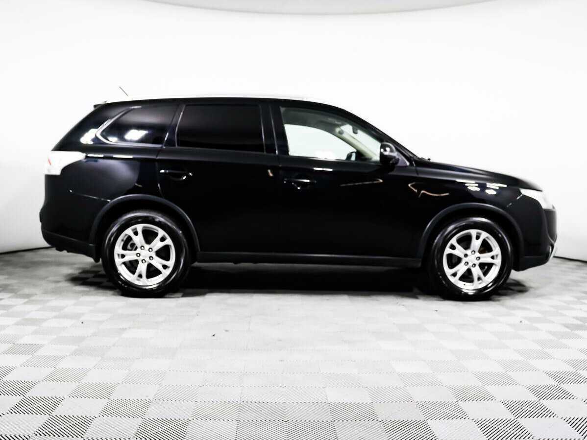 Mitsubishi Outlander 2014 года с пробегом. Фото: #3