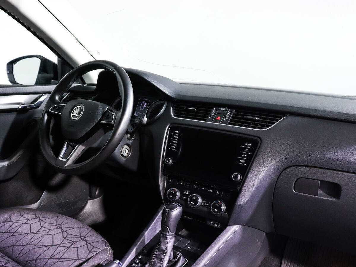 Skoda Octavia 2020 года с пробегом. Фото: #8