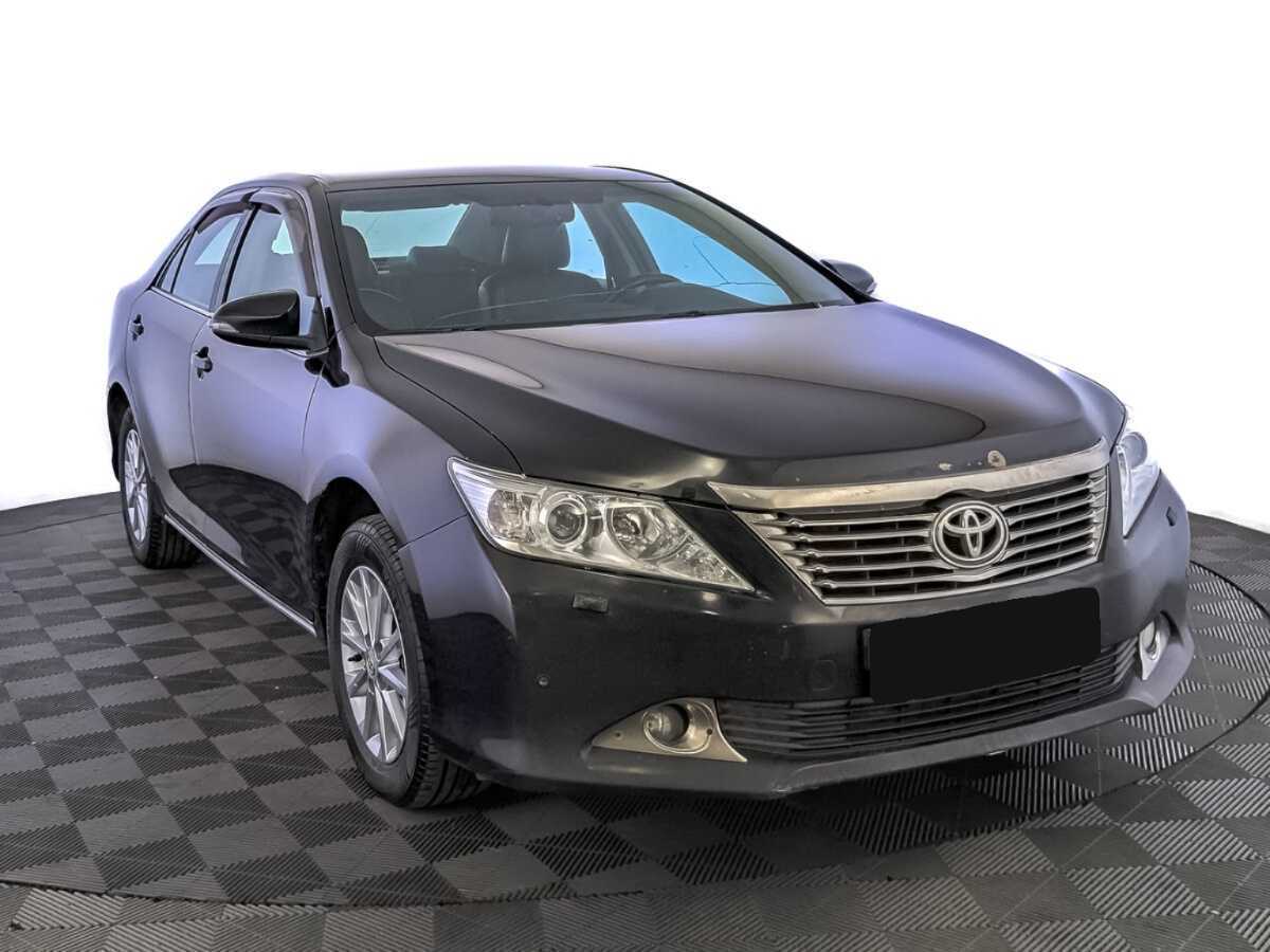 Toyota Camry 2014 года с пробегом. Фото: #2