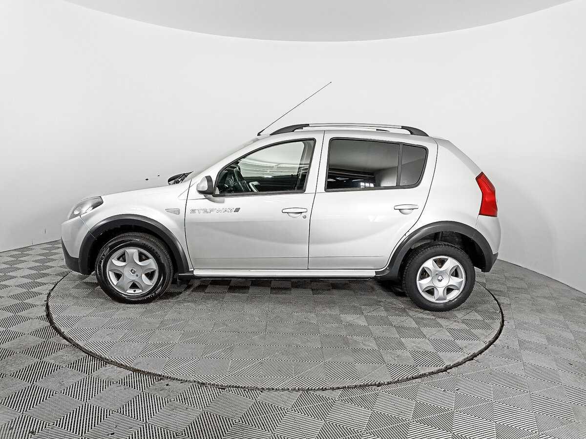 Renault Sandero 2013 года с пробегом. Фото: #7