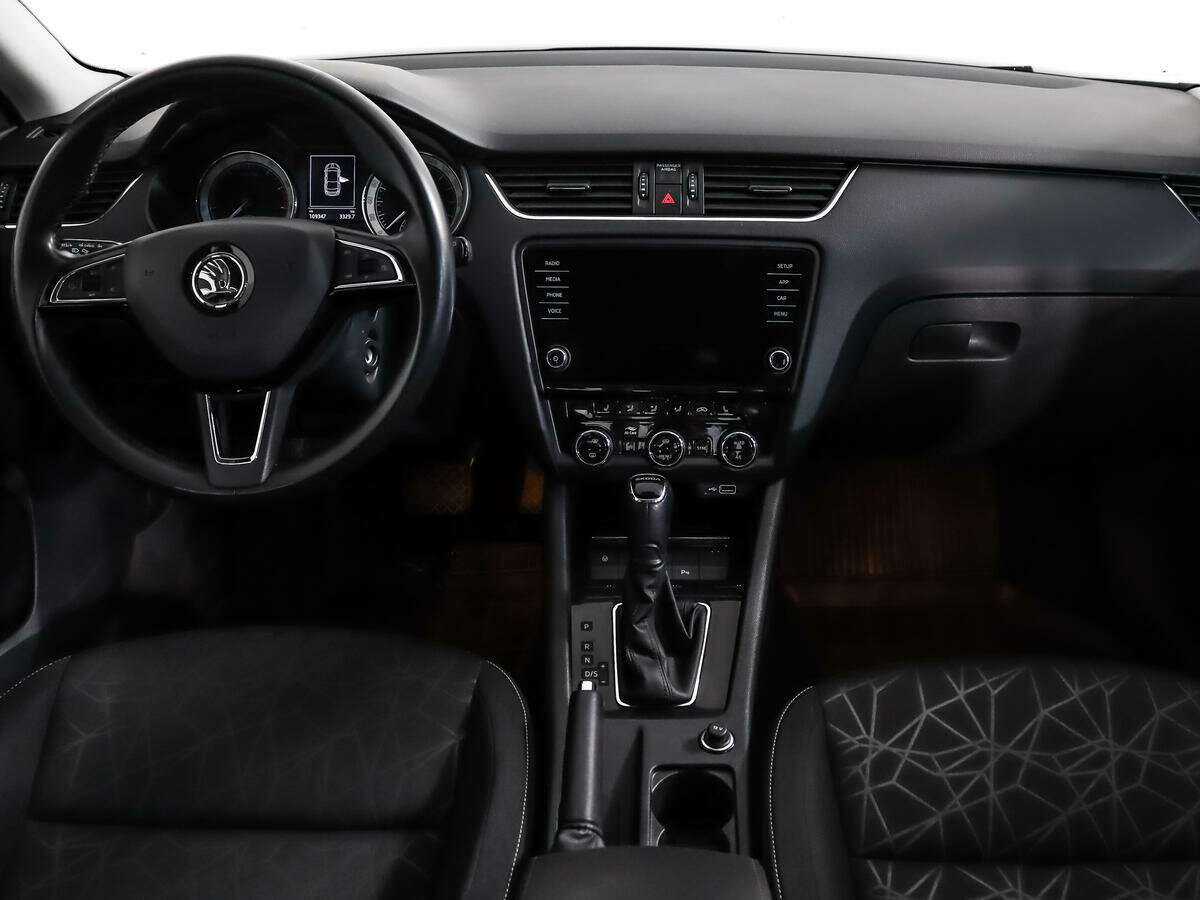 Skoda Octavia 2019 года с пробегом. Фото: #9