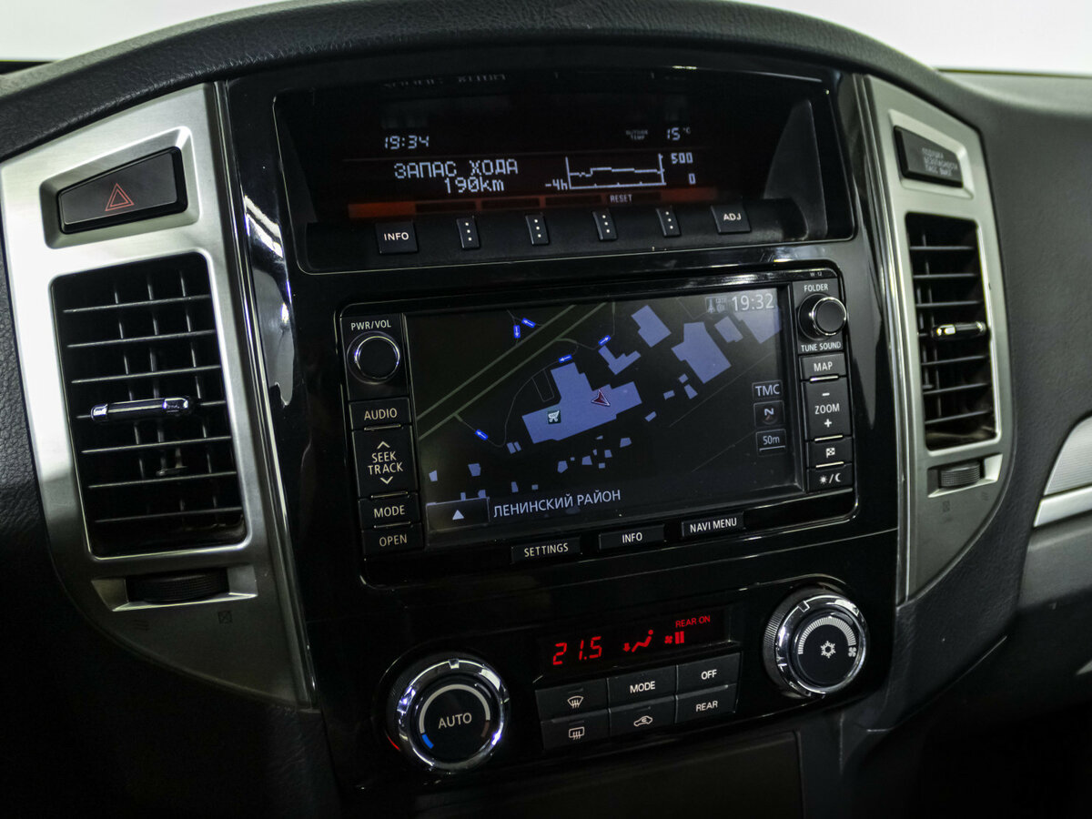 Mitsubishi Pajero 2014 года с пробегом. Фото: #11