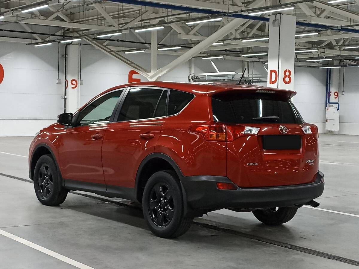 Toyota RAV4 2014 года с пробегом. Фото: #6