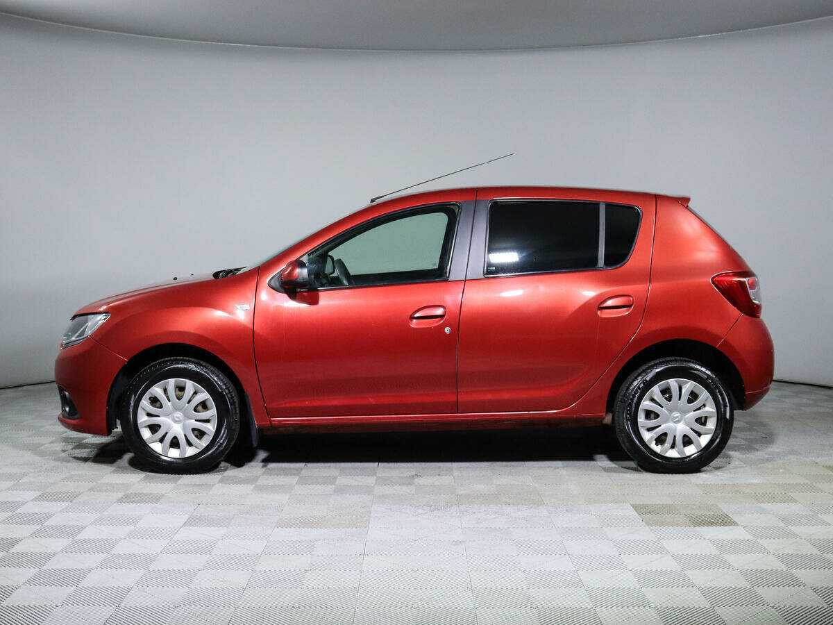Renault Sandero 2015 года с пробегом. Фото: #7