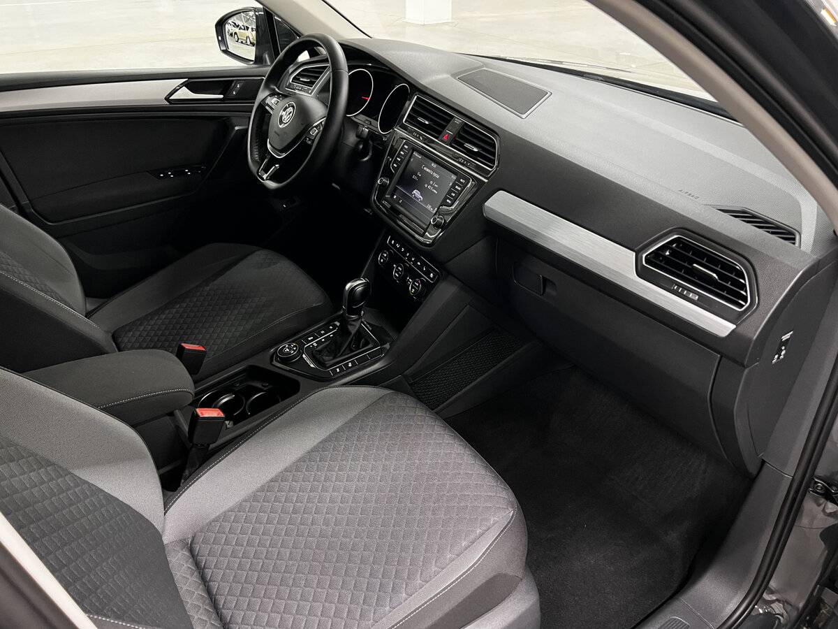 Volkswagen Tiguan 2017 года с пробегом. Фото: #10