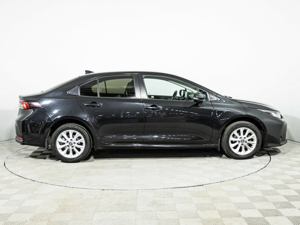 Toyota Corolla 2019 года с пробегом. Фото: #3