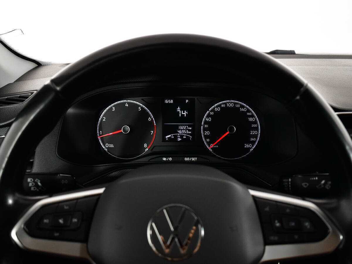 Volkswagen Polo 2021 года с пробегом. Фото: #8