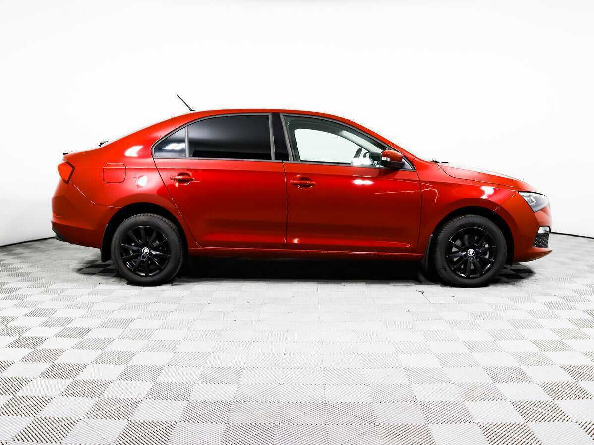 Skoda Rapid 2022 года с пробегом. Фото: #3