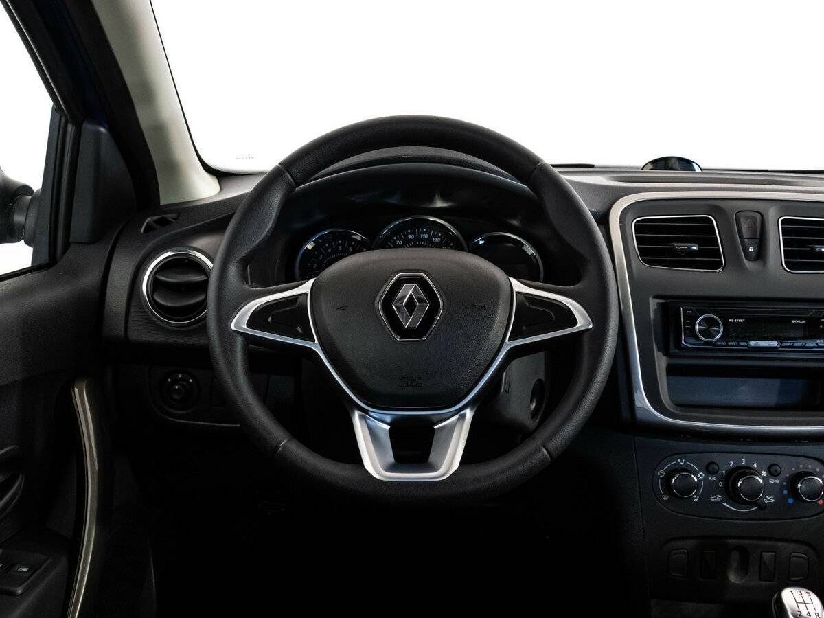 Renault Sandero 2022 года с пробегом. Фото: #10