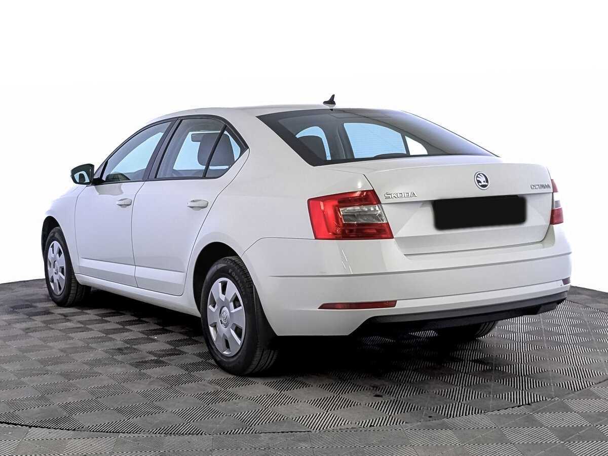 Skoda Octavia 2019 года с пробегом. Фото: #6