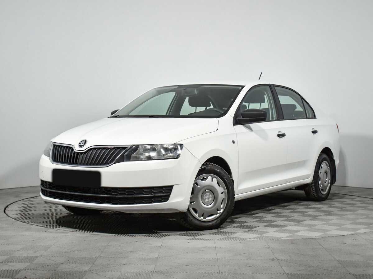 Skoda Rapid 2017 года с пробегом. Посмотреть фото