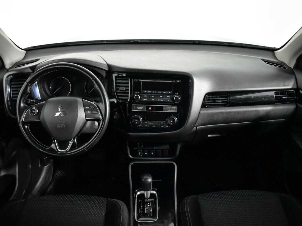 Mitsubishi Outlander 2019 года с пробегом. Фото: #11
