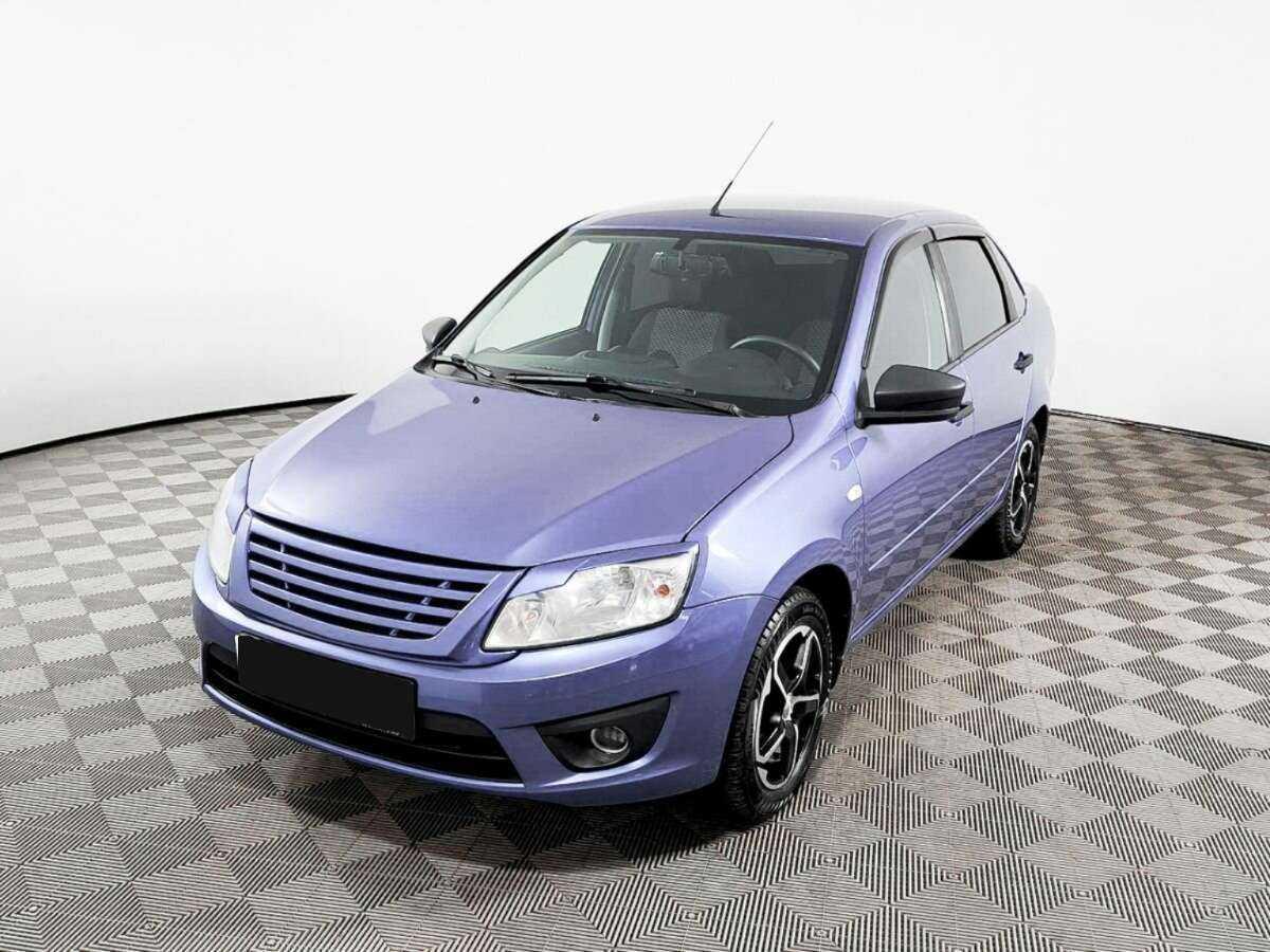 Lada (ВАЗ) Granta 2017 года с пробегом. Посмотреть фото