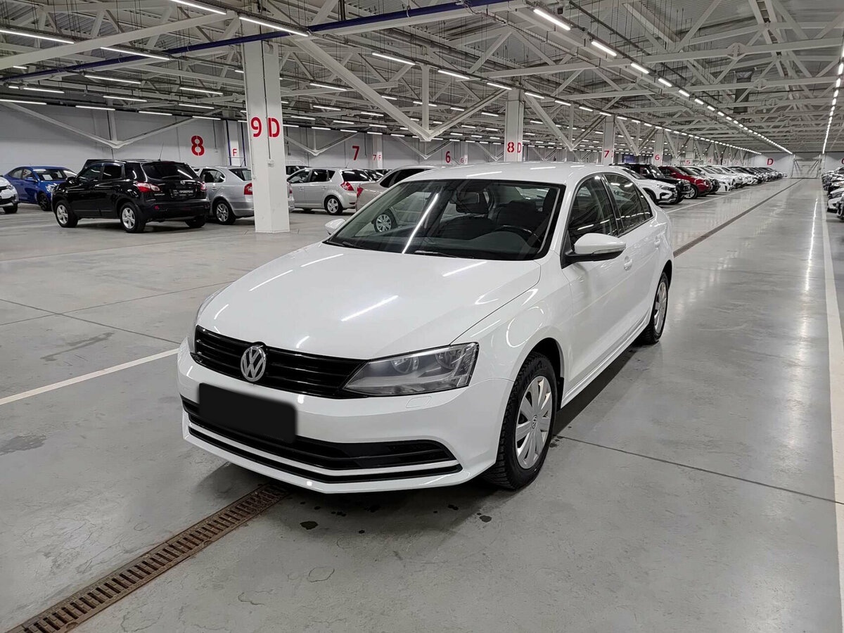 Volkswagen Jetta 2016 года с пробегом. Посмотреть фото