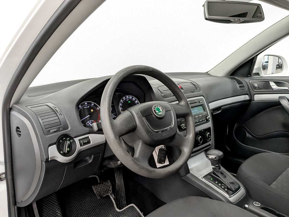 Skoda Octavia 2013 года с пробегом. Фото: #15