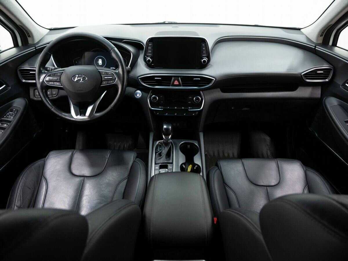 Hyundai Santa Fe 2019 года с пробегом. Фото: #12