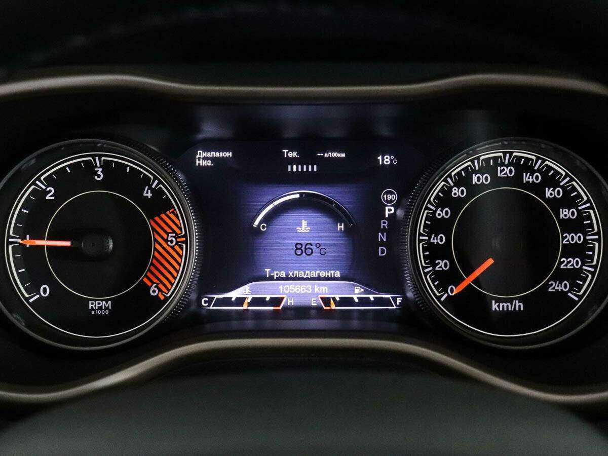 Jeep Cherokee 2014 года с пробегом. Фото: #9