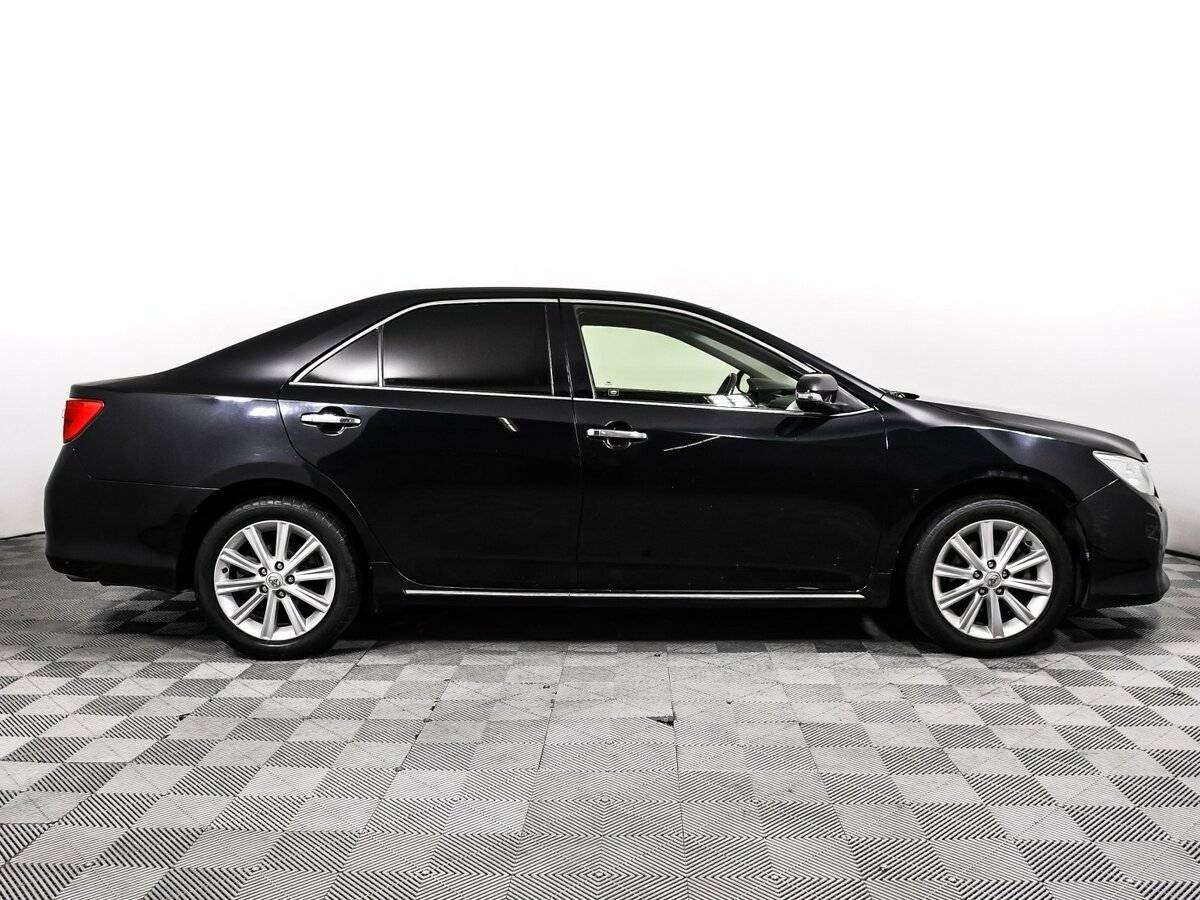 Toyota Camry 2012 года с пробегом. Фото: #3