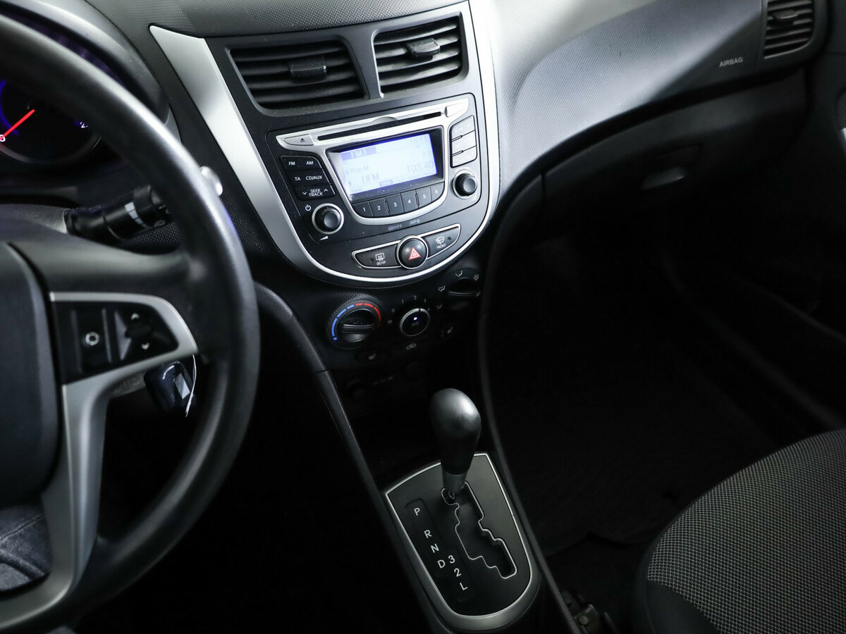 Hyundai Solaris 2013 года с пробегом. Фото: #18