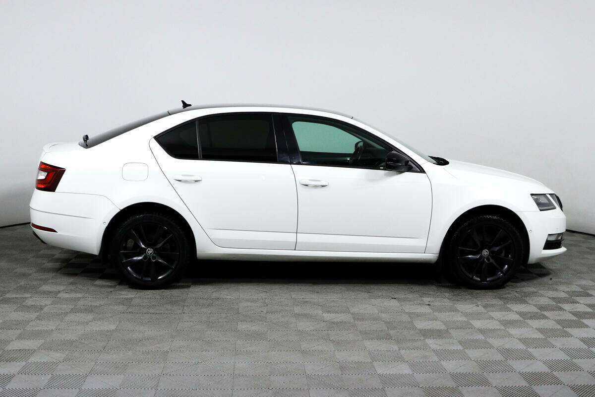 Skoda Octavia 2017 года с пробегом. Фото: #3
