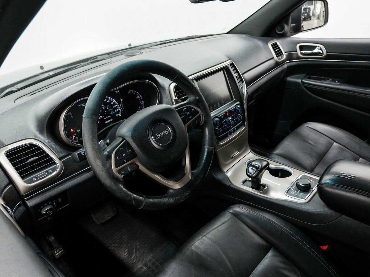 Jeep Grand Cherokee 2013 года с пробегом. Фото: #13