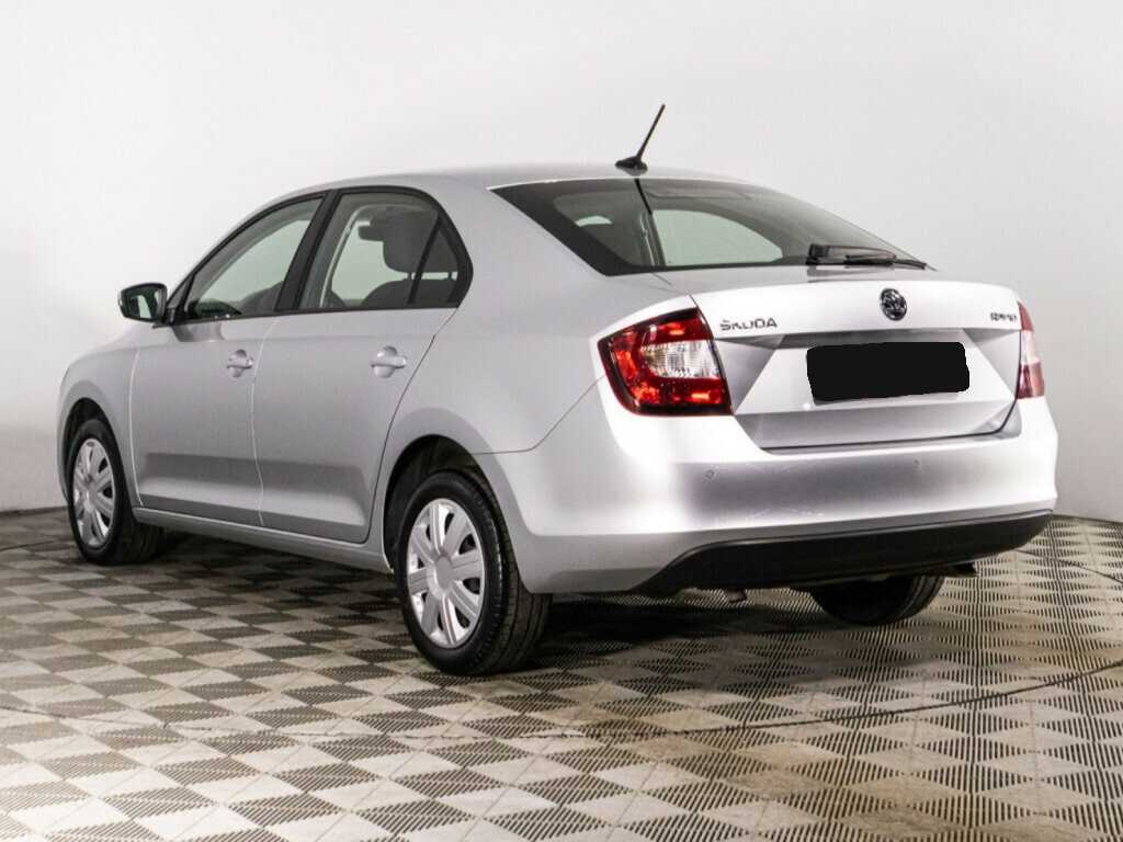 Skoda Rapid 2018 года с пробегом. Фото: #6