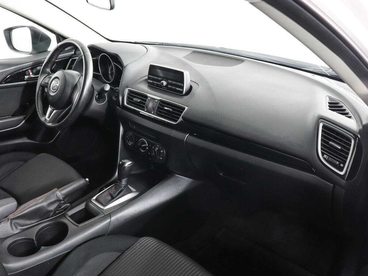 Mazda 3 2013 года с пробегом. Фото: #5