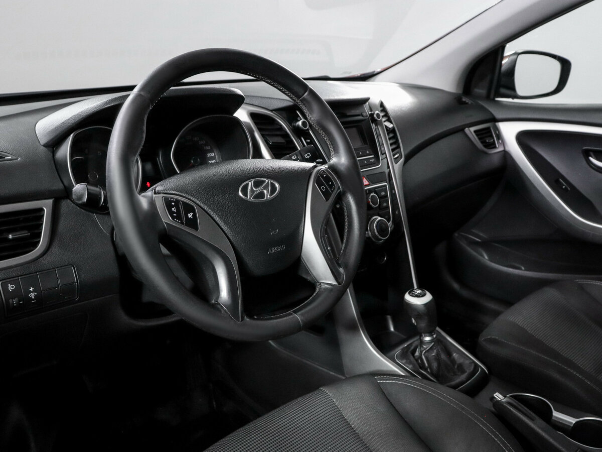 Hyundai i30 2012 года с пробегом. Фото: #10
