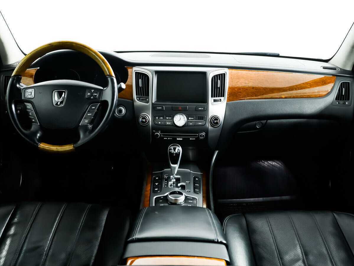 Hyundai Equus 2012 года с пробегом. Фото: #8
