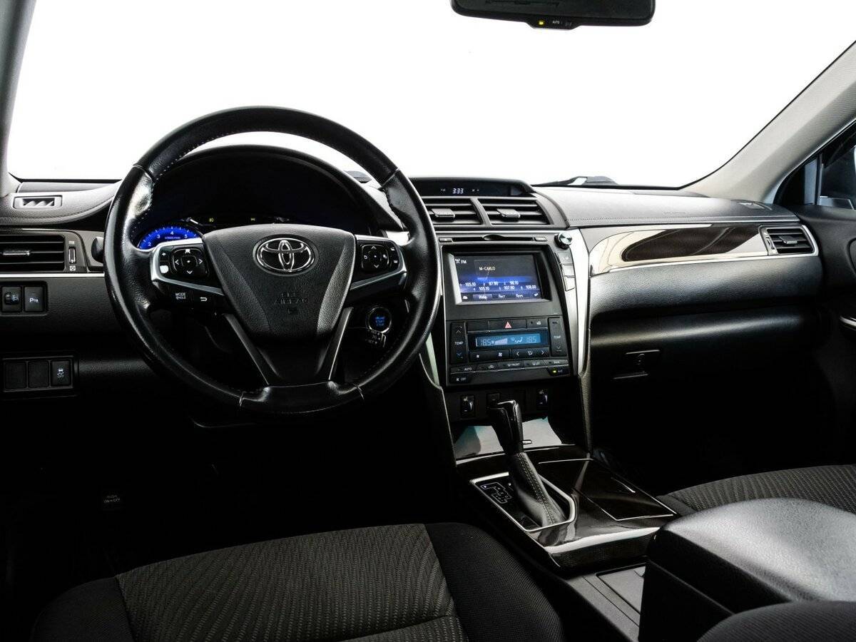 Toyota Camry 2017 года с пробегом. Фото: #8