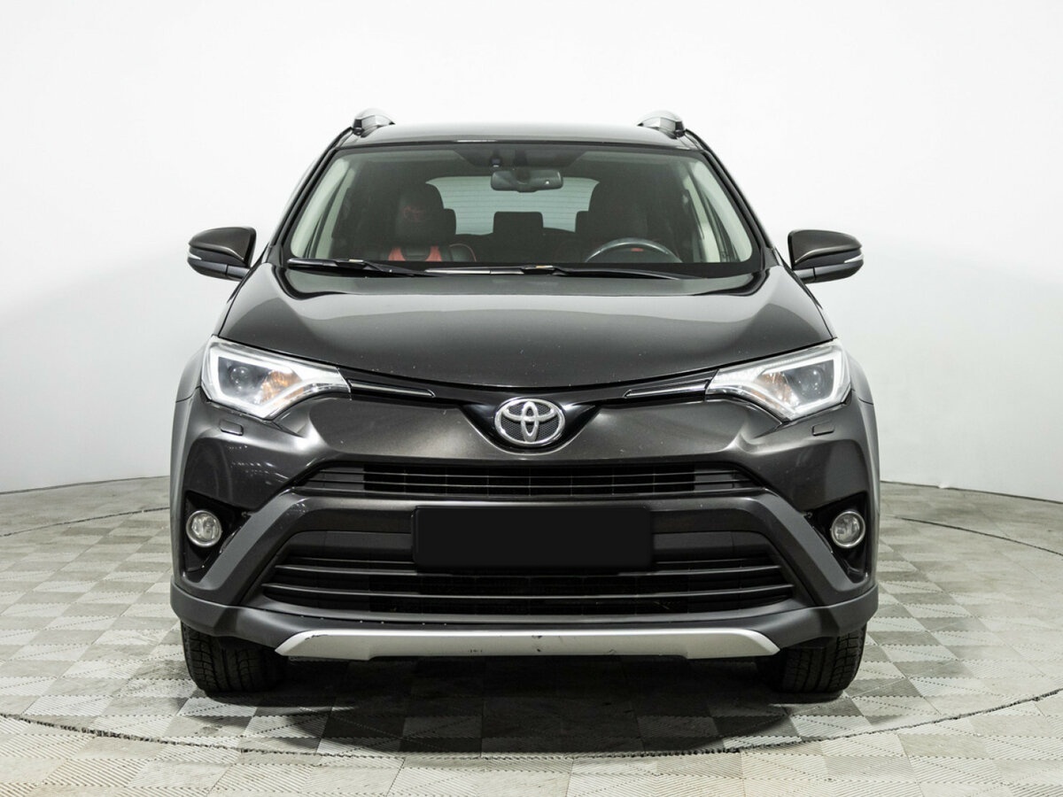 Toyota RAV4 2016 года с пробегом. Фото: #1