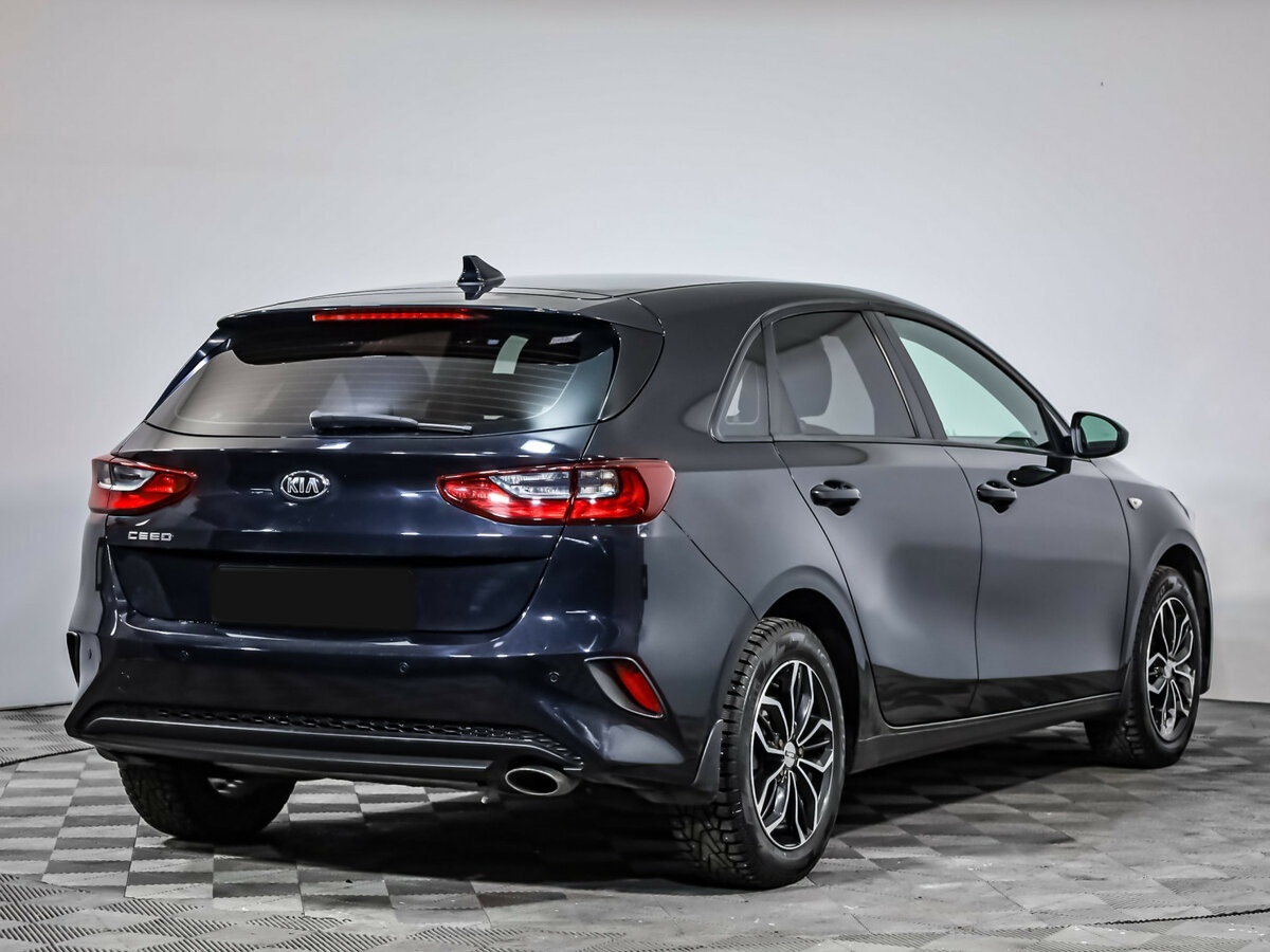 Kia Ceed 2020 года с пробегом. Фото: #3