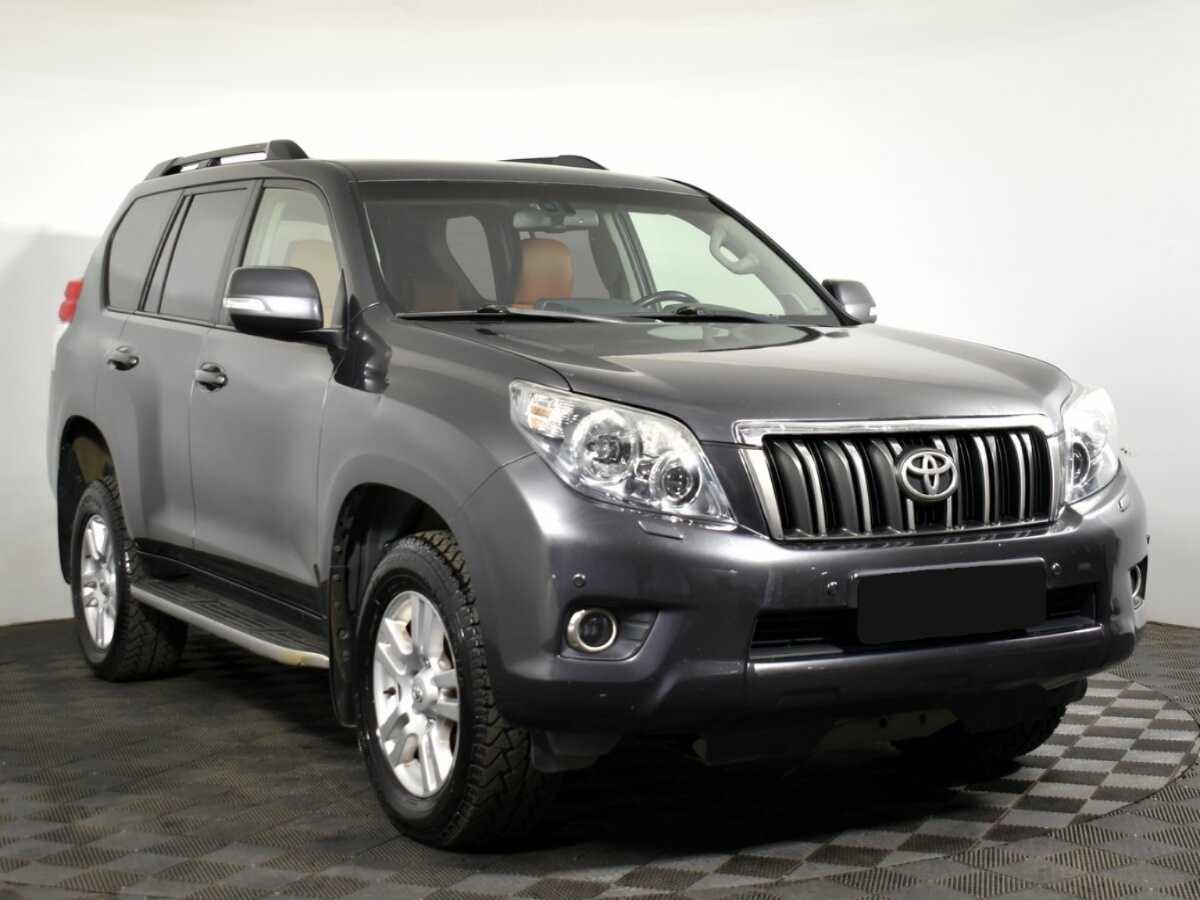 Toyota Land Cruiser Prado 2012 года с пробегом. Фото: #2