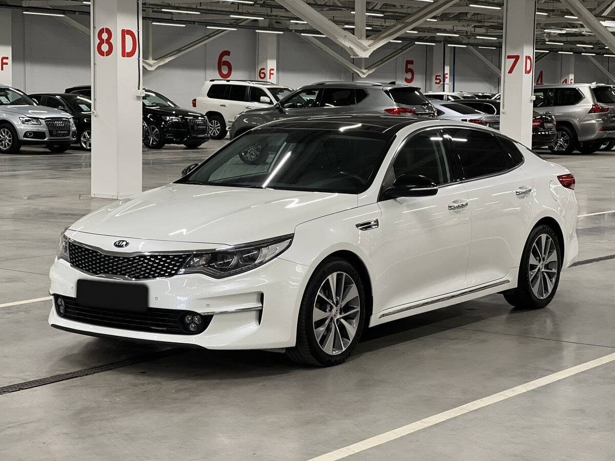 Kia K5 2017 года с пробегом. Фото: #0
