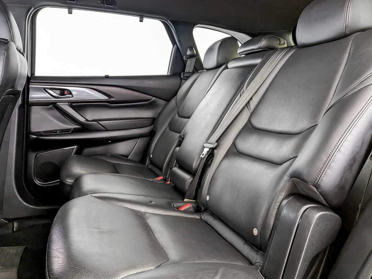 Mazda CX-9 2018 года с пробегом. Фото: #9
