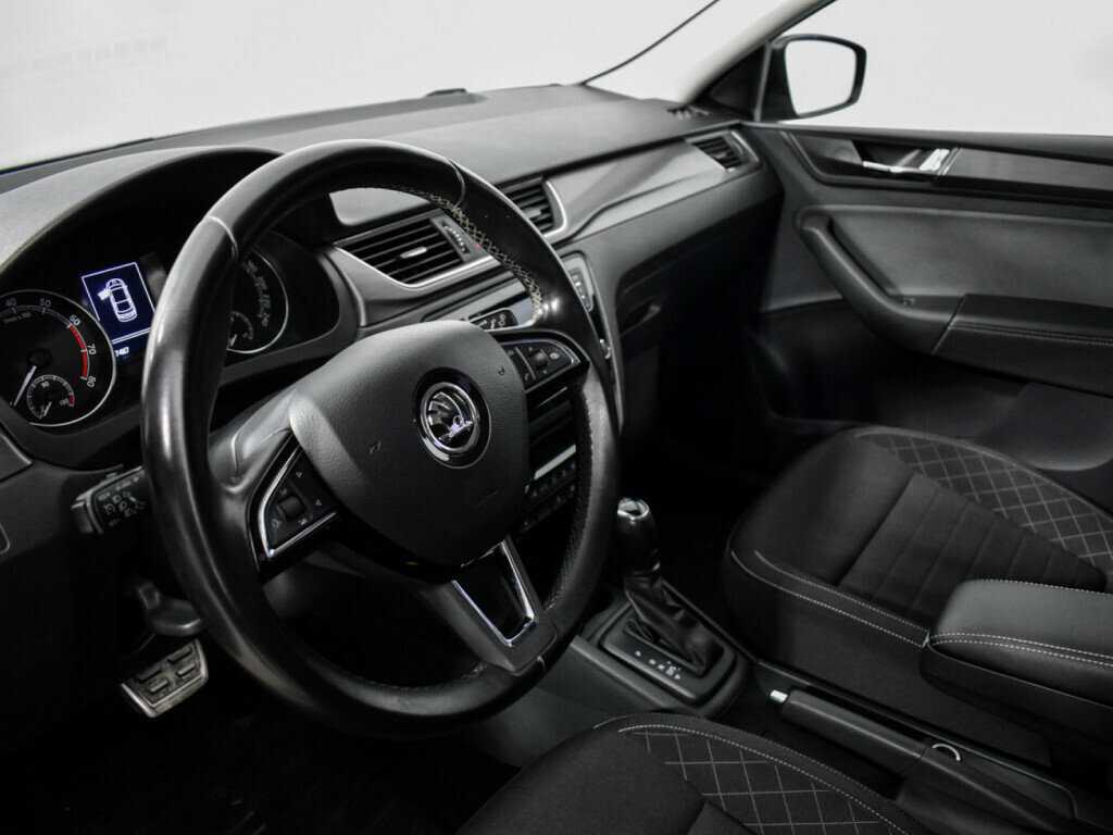 Skoda Rapid 2017 года с пробегом. Фото: #8