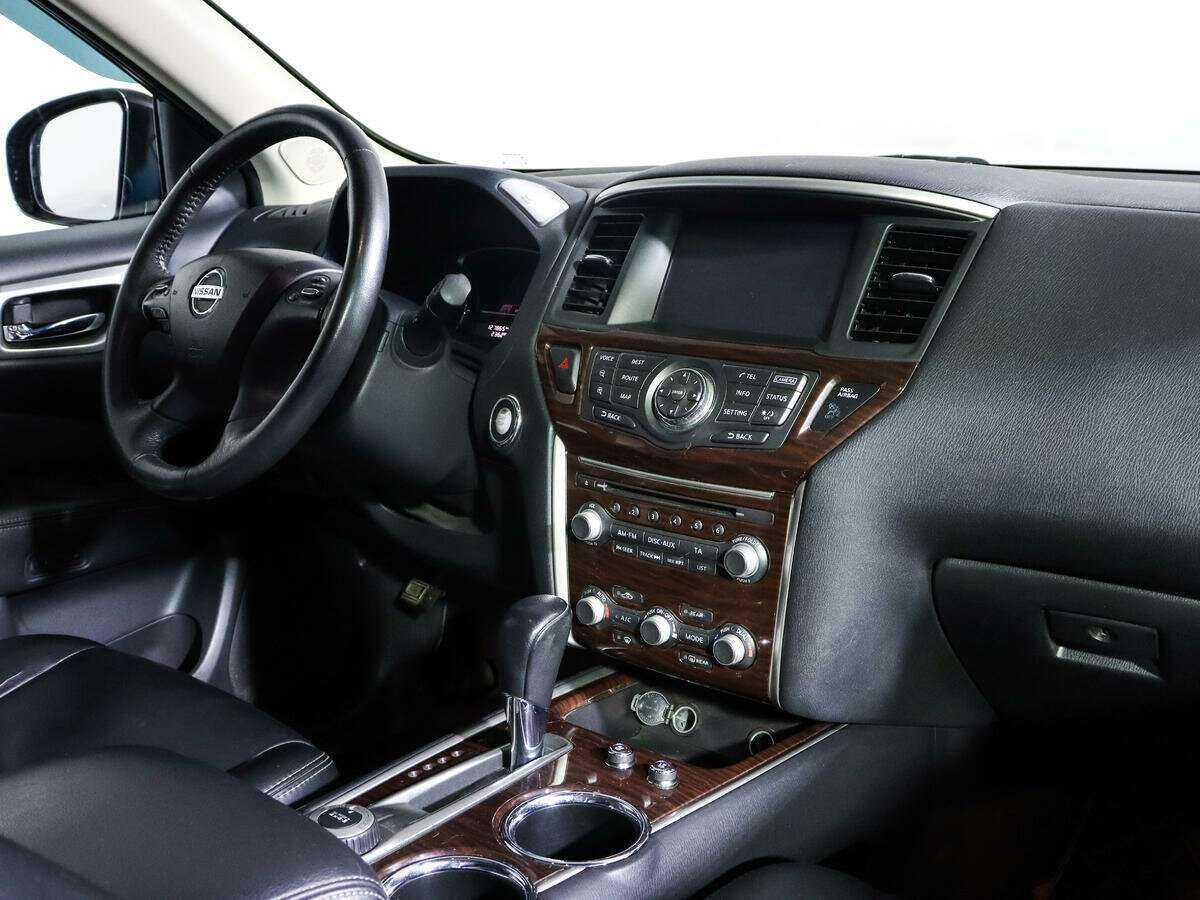 Nissan Pathfinder 2015 года с пробегом. Фото: #7