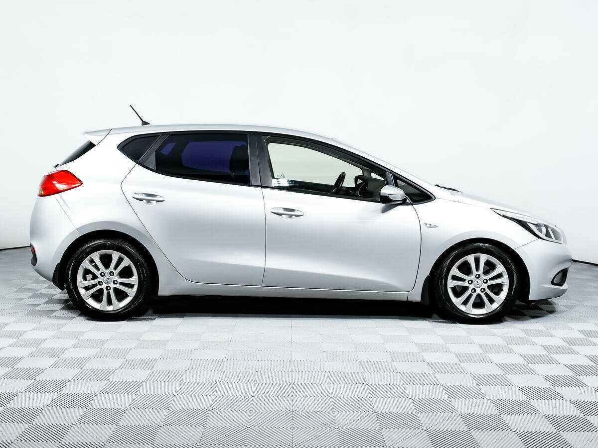 Kia Ceed 2012 года с пробегом. Фото: #3