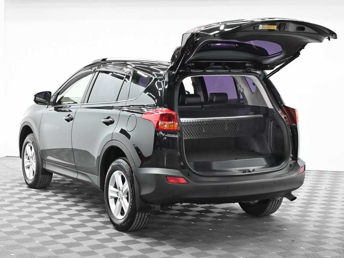 Toyota RAV4 2013 года с пробегом. Фото: #4