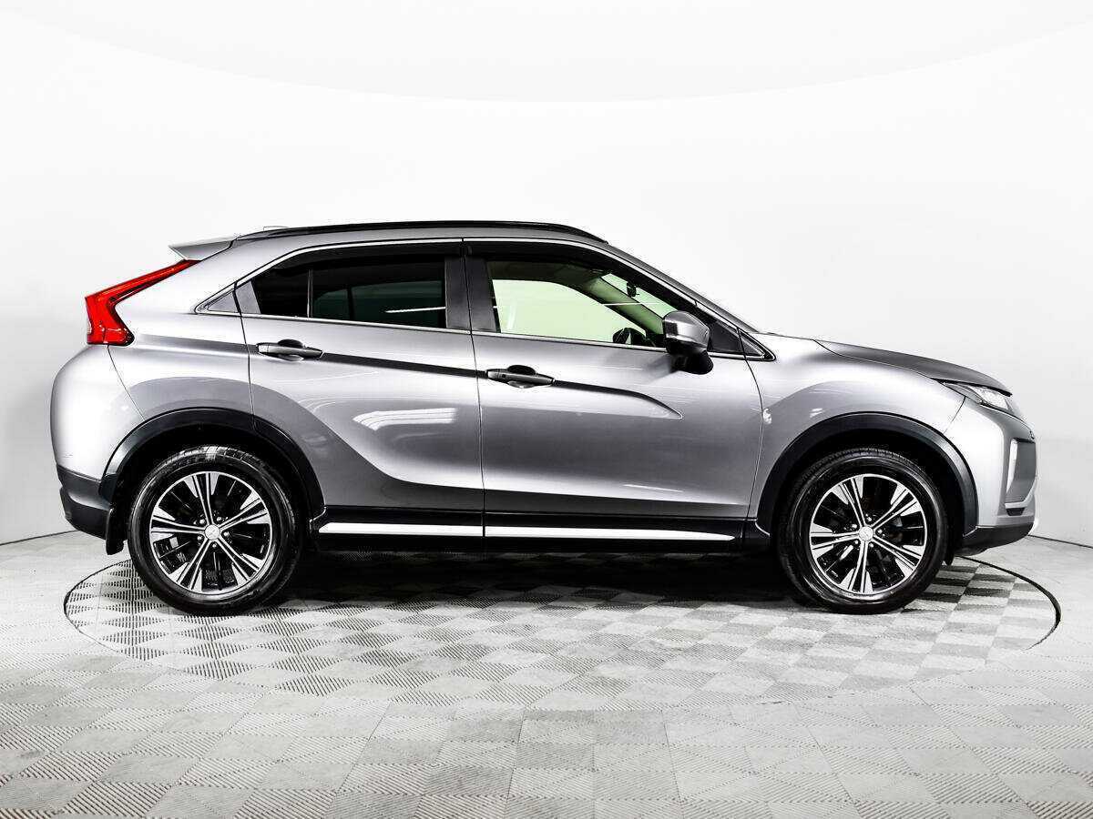 Mitsubishi Eclipse Cross 2018 года с пробегом. Фото: #3
