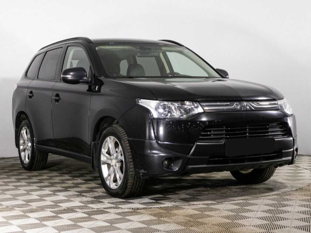 Mitsubishi Outlander 2013 года с пробегом. Фото: #2
