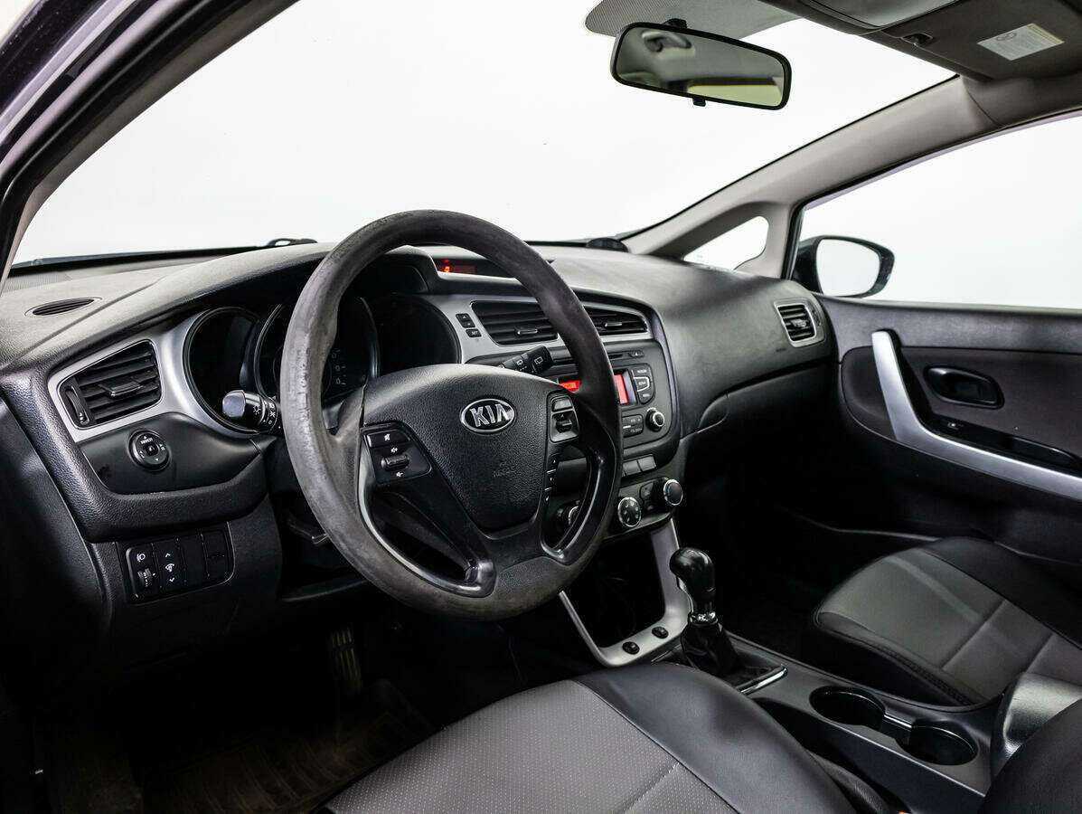 Kia Ceed 2013 года с пробегом. Фото: #8
